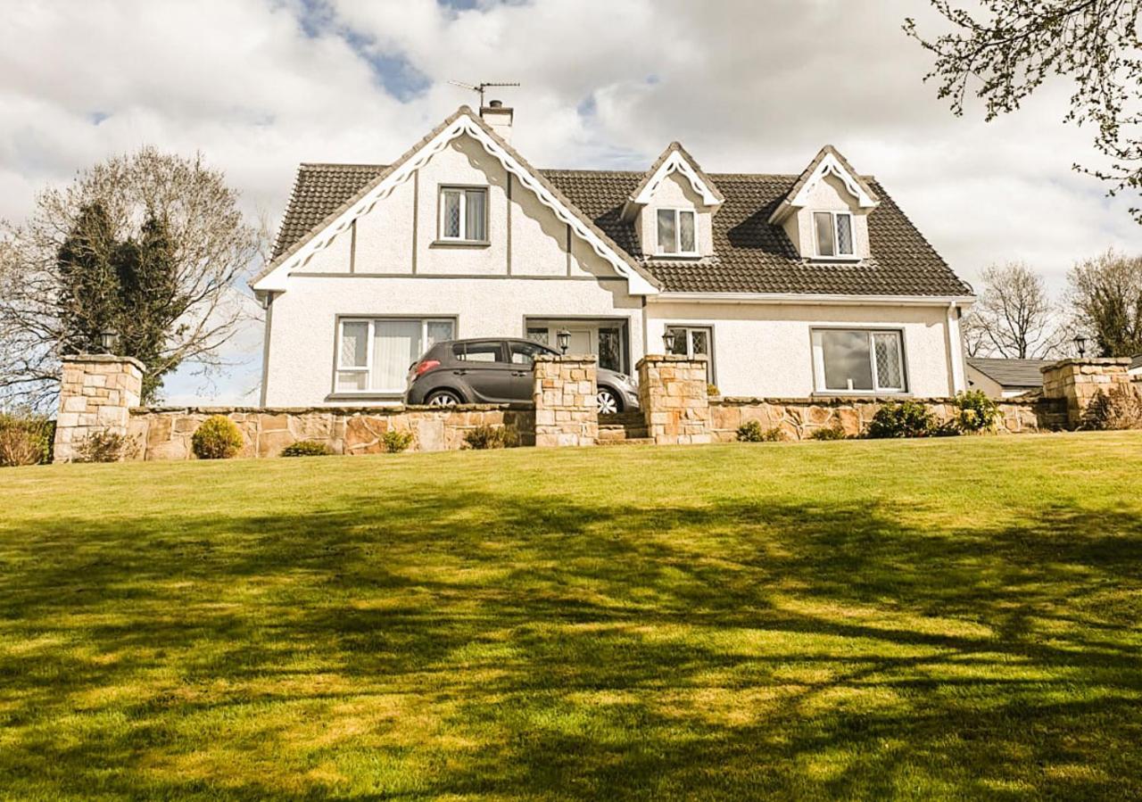 Moat Holiday Rental Lisnaskea Buitenkant foto