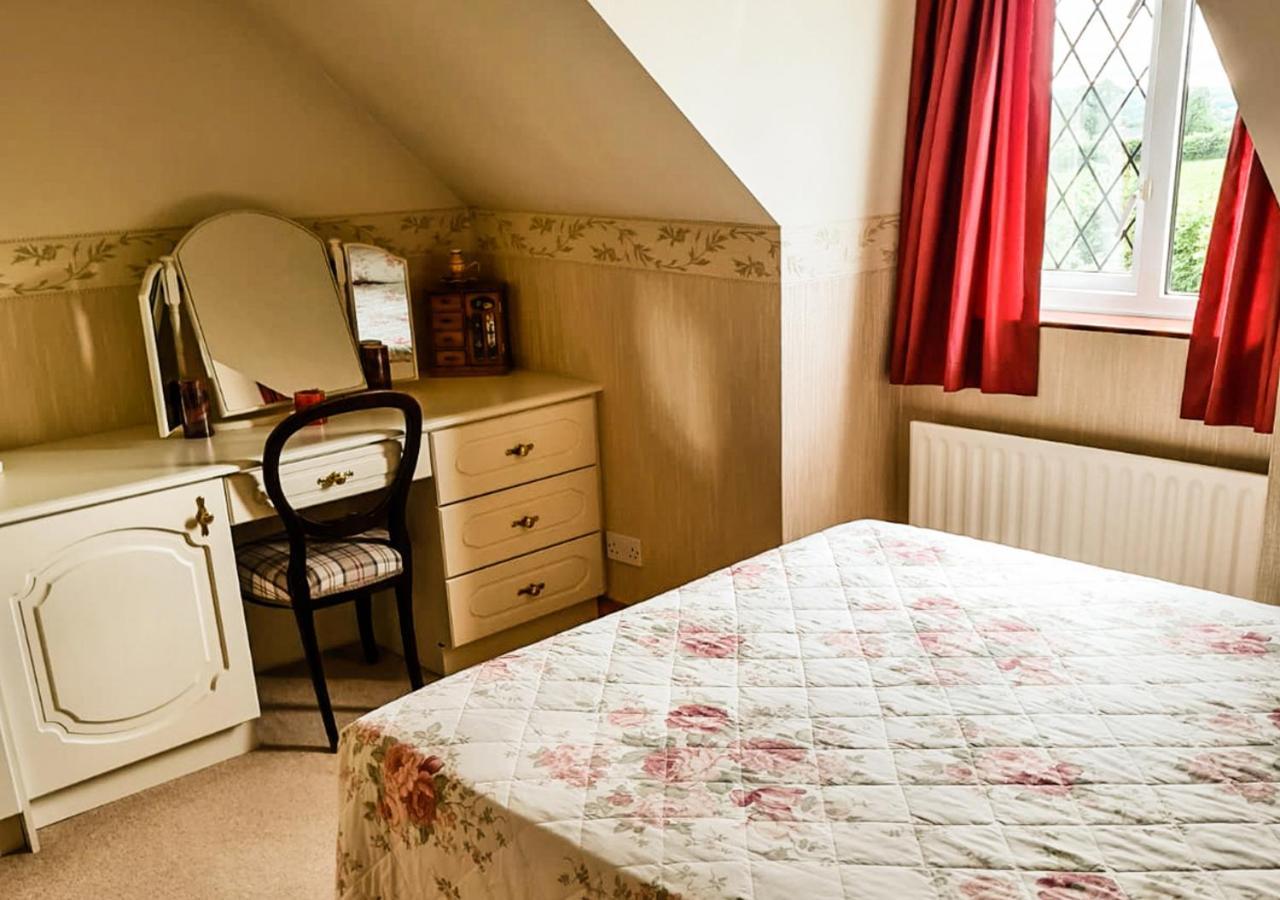 Moat Holiday Rental Lisnaskea Buitenkant foto