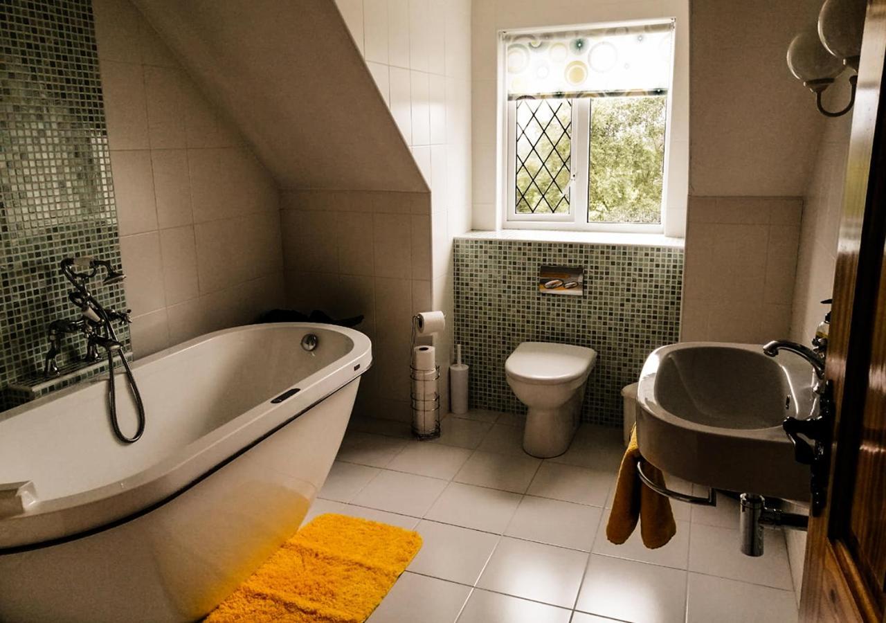 Moat Holiday Rental Lisnaskea Buitenkant foto
